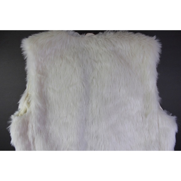 Gap NWT Faux Fur Natural Ecru Oversized Open Vest Small Medium Bloggers Favorite - Picture 7 of 11